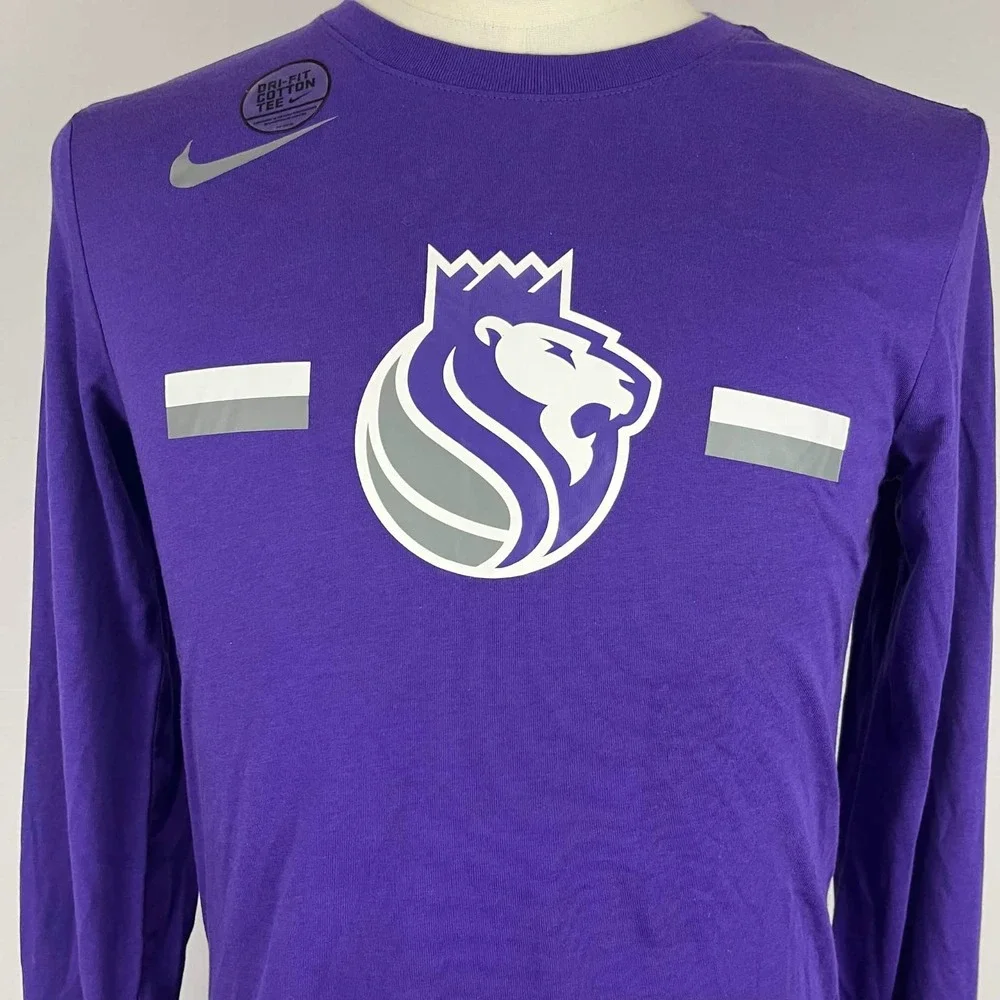 NEW Nike NBA Sacramento Kings Mens Purple Dri-Fit Long Sleeve Tee Shirt Size S